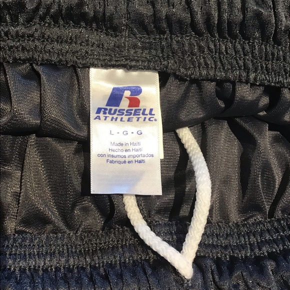 Russell Athletic Shorts - M Large - Picture 3 of 4
